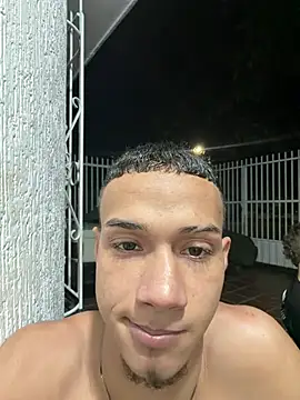 friends_lust_latin's Live XXX Chat