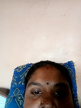 Divya_ranii Chat XXX live
