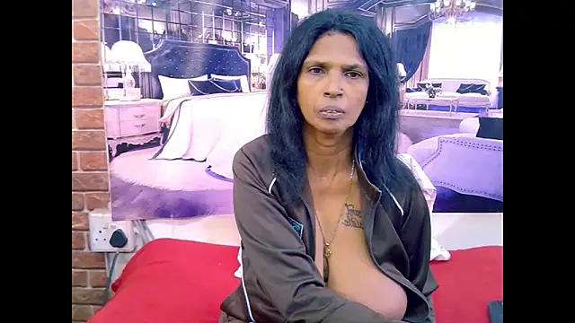 IndianVanya4u2u's Live XXX Chat