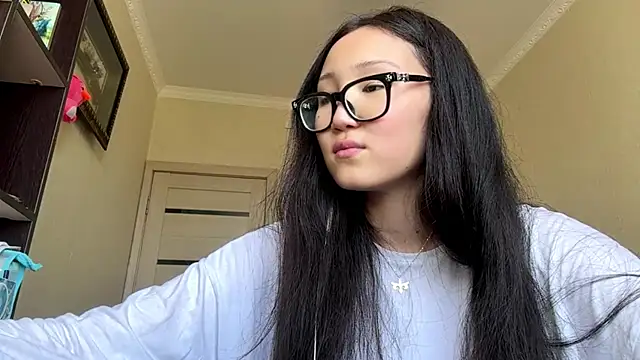 QueenOfCute: απευθείας συνομιλία ΧΧΧ