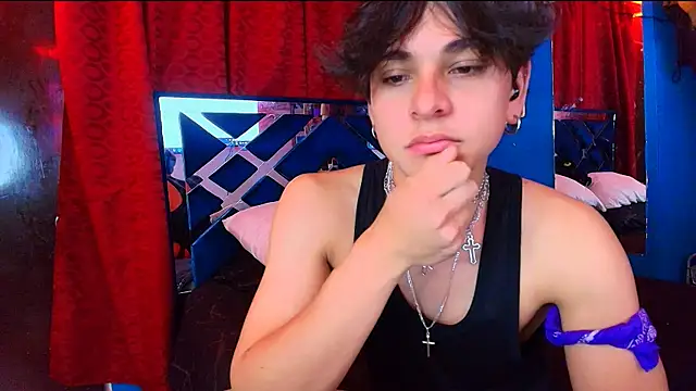 Chat +18 de Luke_Howland ao vivo