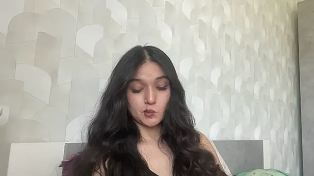 XXX chat uživo modela LisetteParajon