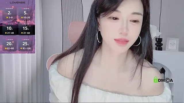 YunShan-33's Live XXX Chat
