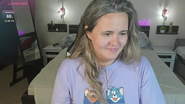 LilyBel Adlı Modelin Canlı XXX Sohbeti