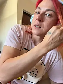 Nikky_Divine Chat XXX in diretta