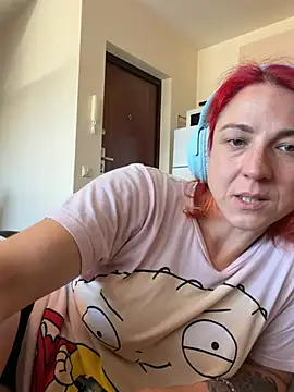Chat +18 de Nikky_Divine ao vivo