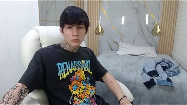 Chat +18 de Cry_thereal ao vivo