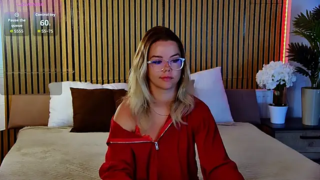 Онлайн чат XXX PrincessSlay