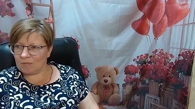 XXX chat uživo modela RadaChudna
