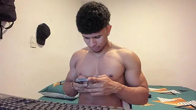 Jayden_VanceJS élő XXX-chatje