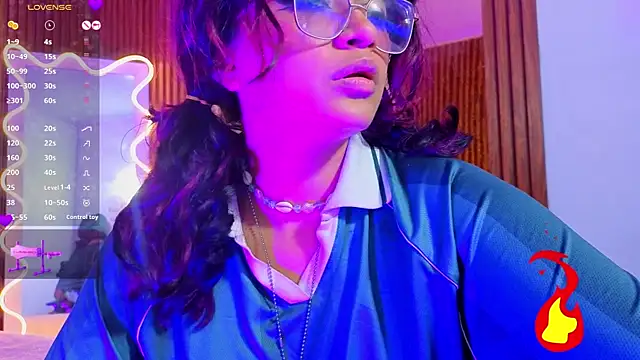 kristen_tay 现场XXX聊天