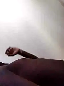 Chatroom XXX en direct de Uncut_EBONY