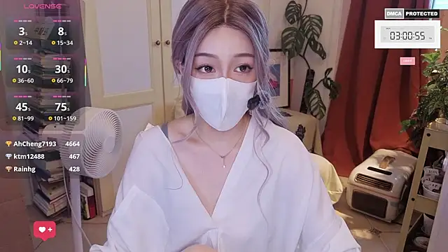 nayomi_34f's Live XXX Chat
