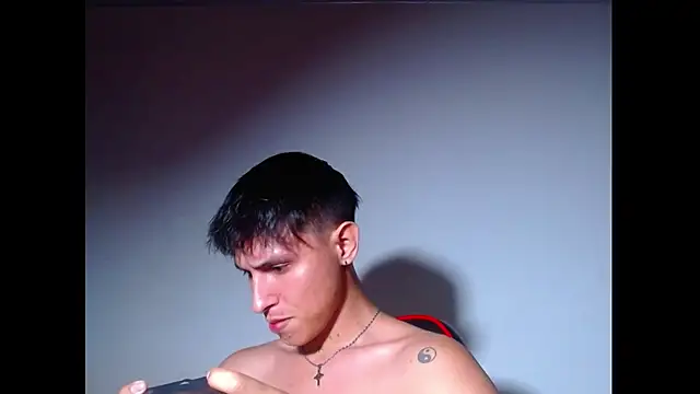 rowanbig Adlı Modelin Canlı XXX Sohbeti