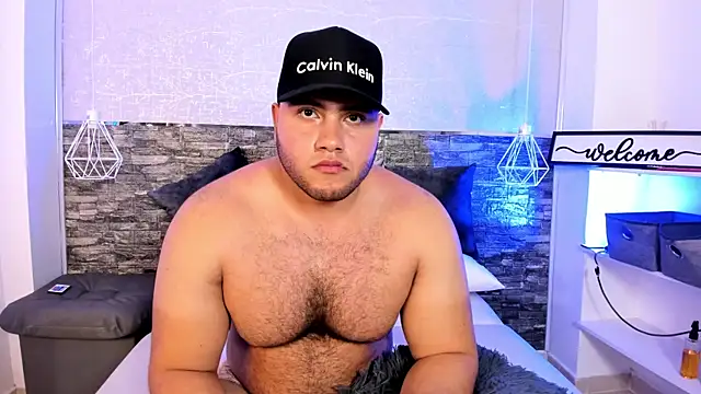 apolorusso live XXX chat