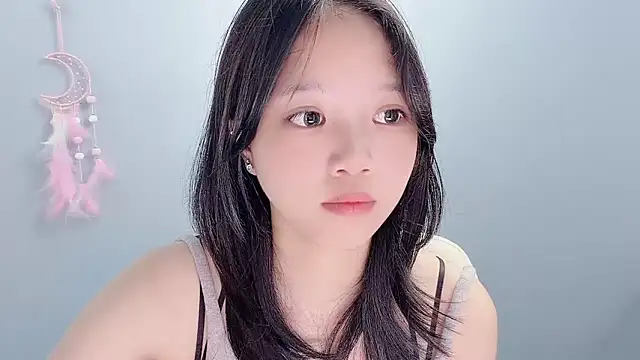 Yanys521 即時 XXX 聊天