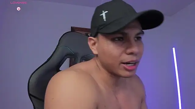 RoyConstancen Live XXX chat