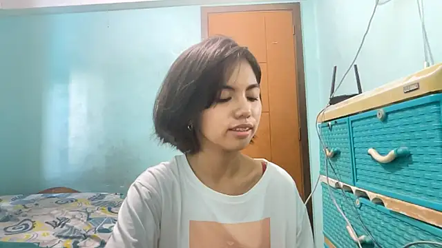 YukikoSchaefers' Live XXX Chat