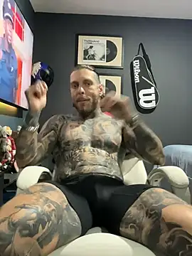 ThomasHellsn Live XXX chat
