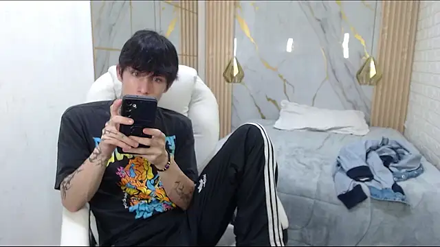 Chat XXX Live Cry_thereal