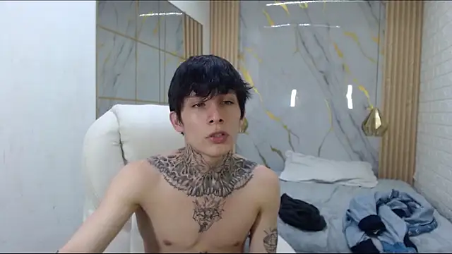 Cry_thereal Live XXX Chat