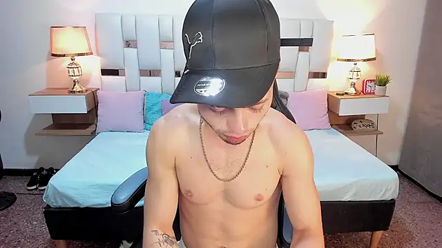 Zeus_damian21 现场XXX聊天