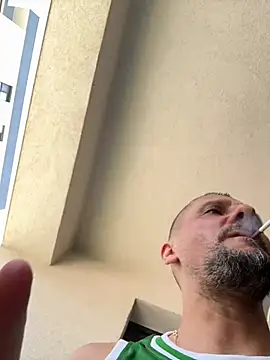 צ'אט XXX בשידור חי של InsaneMattt