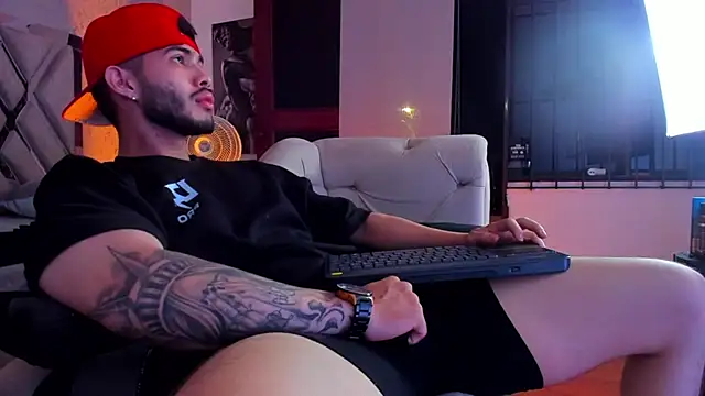 Онлайн чат XXX Vincentblack