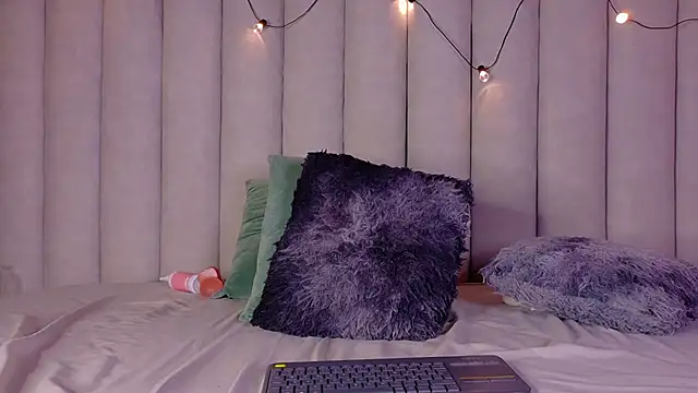 MatildaTaylor__ XXX чат на живо
