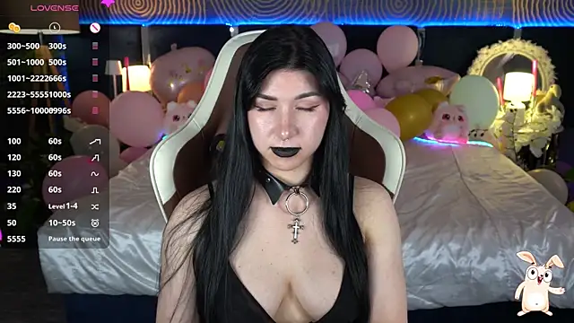 دردشة EmilyCandyy الجنسية المباشرة