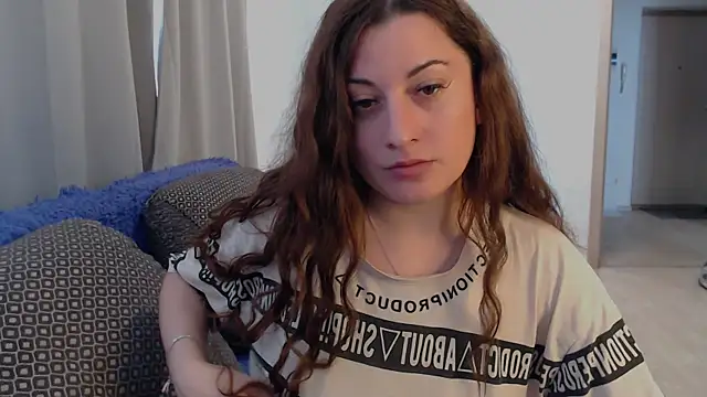 Chat XXX en directo de Helen_Adams_