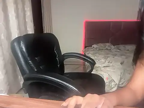 CutiePihu's Live XXX Chat