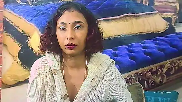 IndianSexyButt লাইভ XXX চ্যাট