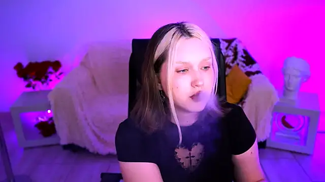 ViolettWoods 现场XXX聊天