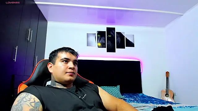 Chat XXX en directo de thiago__cp01