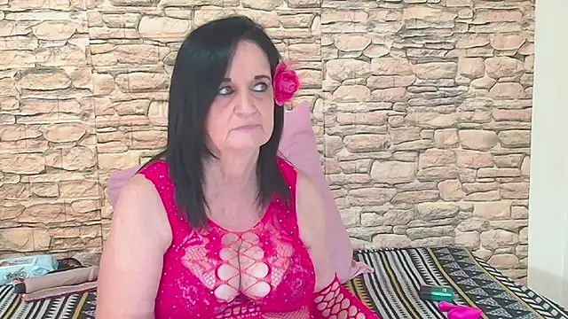 Chat +18 de LuciousGrace ao vivo