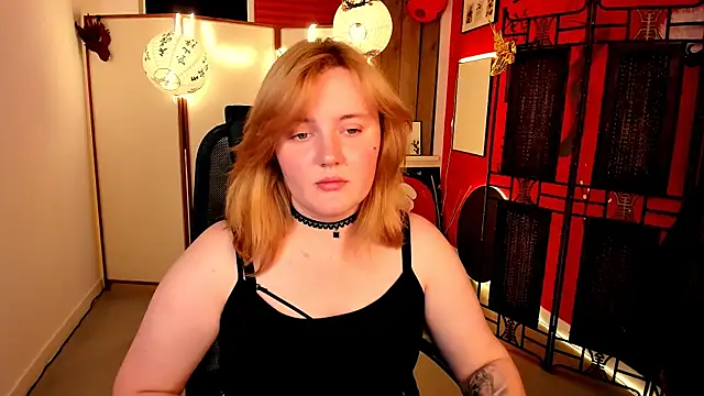 KathyBriggs Adlı Modelin Canlı XXX Sohbeti