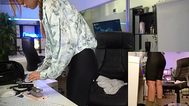 Онлайн чат XXX BabesGoWild