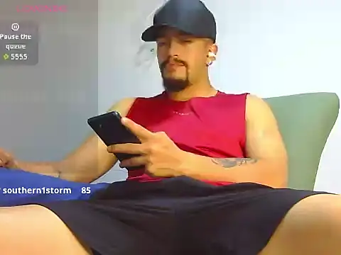 XXX chat uživo modela Keiviid