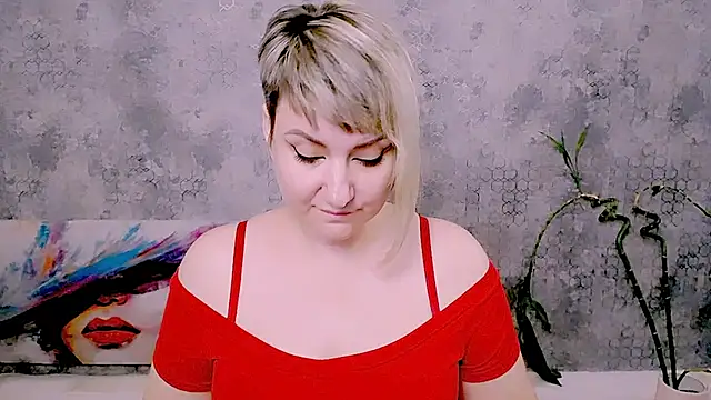Djullia Live XXX-Chat