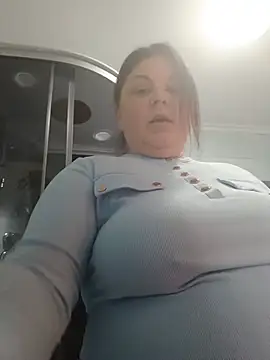Chat +18 de Dear_Natalia ao vivo