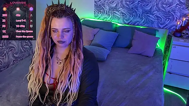 Miss_Maya_Mils Chat XXX in diretta