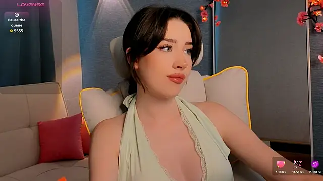 צ'אט XXX בשידור חי של noonespyed