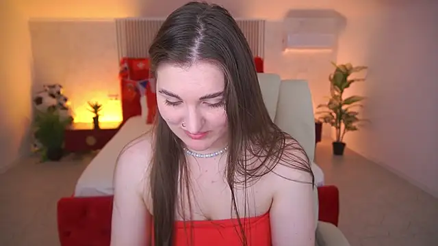EmmyCharmm Adlı Modelin Canlı XXX Sohbeti