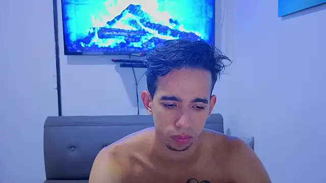 alexandro260 – Live XXX-chat