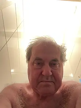 csikar Chat XXX live