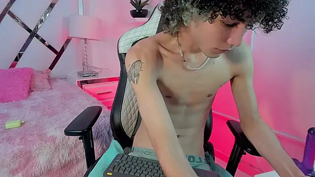 thanier_18 – Naživo XXX chat