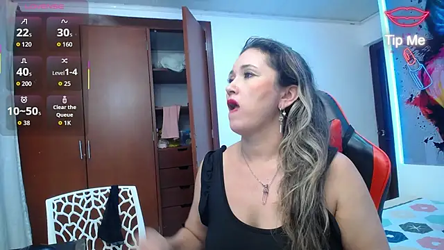 noelia_milf19 Adlı Modelin Canlı XXX Sohbeti