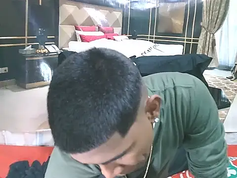 IndianThuggin live XXX chat