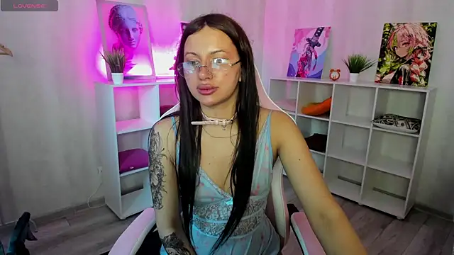 Chat +18 de VeloraLuxe ao vivo